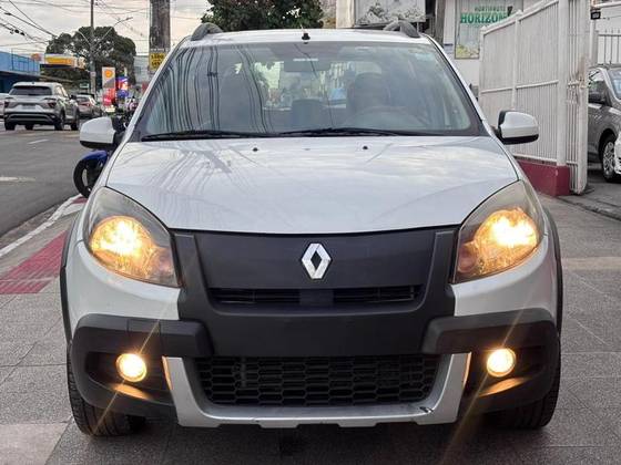 RENAULT SANDERO 1.6 STEPWAY 8V FLEX 4P MANUAL